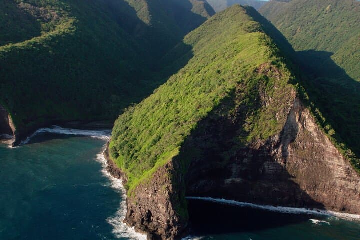 Kohala Waterfalls Helicopter Tour: A Unique Aerial Adventure on Hawaii’s Big Island photo 5
