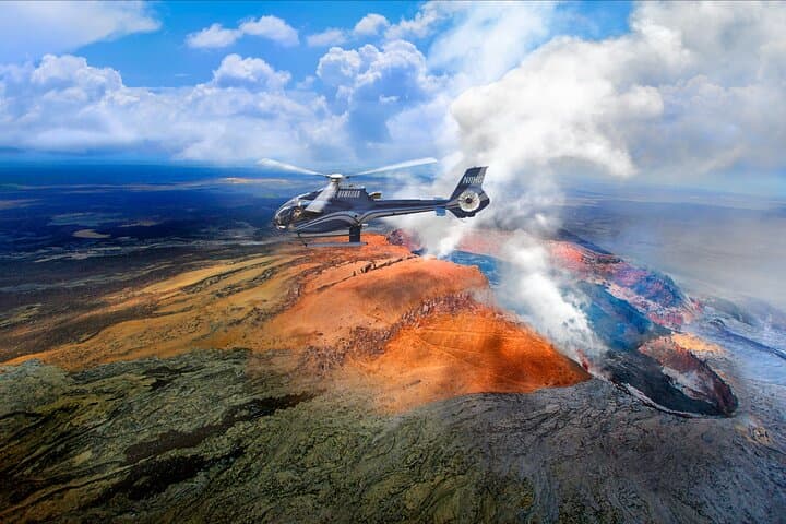 Discover Hilo Helicopter Tour: Aerial Adventure Over Hawaii’s Volcanic Frontier