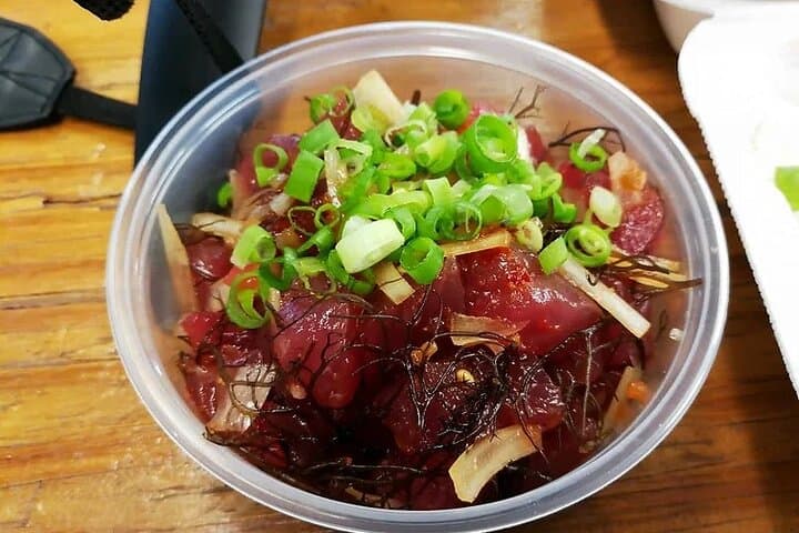 Off-the-Beaten-Path Oahu Food Tour: Honolulu Chinatown Tastings & Markets photo 3