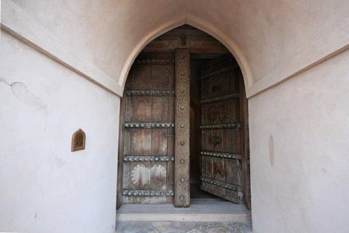 Wadi Al Hoqain & Al Hazm Castle: Private Day Trip from Muscat photo 2