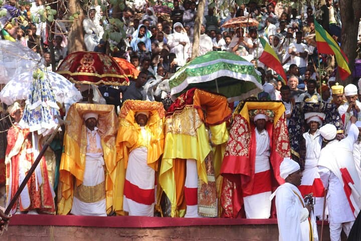 Lalibela Rock Churches Guided Tour — St. George & Medieval Ethiopia photo 2