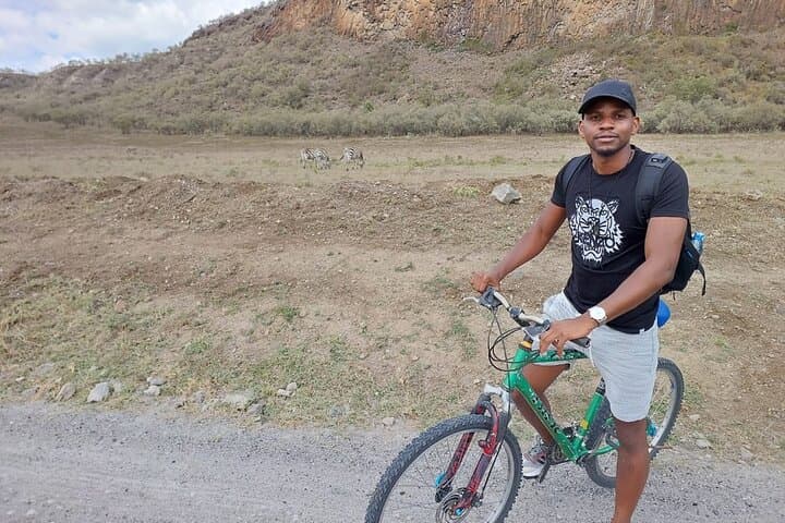 Hell's Gate Day Tour & Lake Naivasha Boat Ride — Biking with Giraffes and Hippo Safaris photo 5