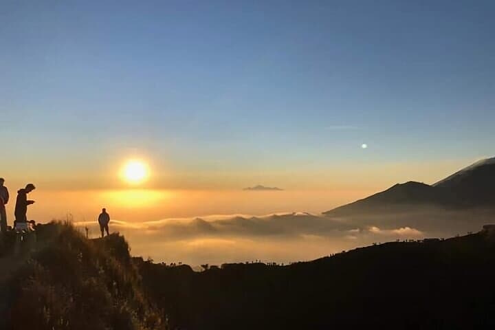 Mount Batur Sunrise Trek: Guided Pre‑Dawn Hike & Coffee Plantation Visit photo 3