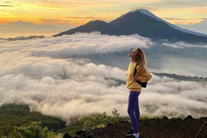 Mount Batur Sunrise Trek: Private Guided Hike to Bali’s Active Crater