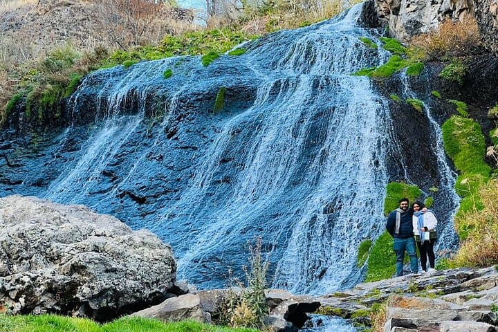 Private Day Tour from Yerevan to Khor Virap, Areni, Noravank & Jermuk