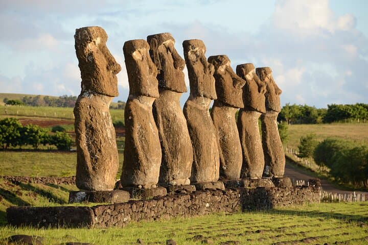 Private Full-Day Easter Island Tour — North & West Highlights (Moai, Orongo, Rano Kau) photo 4