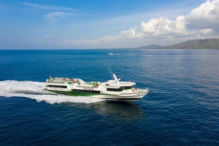 Eka Jaya Fast Boat Transfer: Lombok & Gili Islands to Serangan (Bali) — Schedule & Tips photo 1