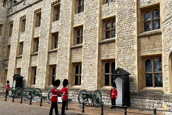 Tower of London Private Family Tour: Skip-the-Line Guide to Crown Jewels and Wall Walk photo 3