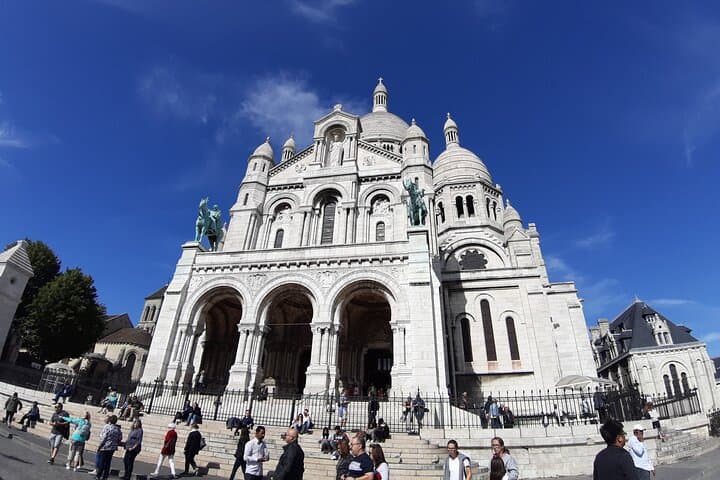 All-Day Private Paris Walking Tour: Tastings, Metro Pass & Hidden Gems photo 6