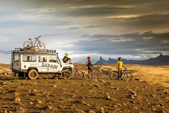 Safari Bike in El Calafate: Ride Estancia 25 de Mayo Through the Guanaco Valley