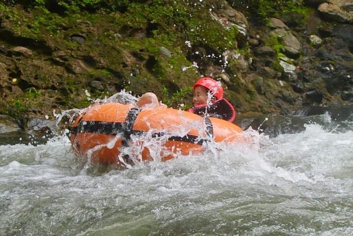 La Leona Waterfall Hike & Colorado River Tubing — Full-Day Guanacaste Adventure photo 6