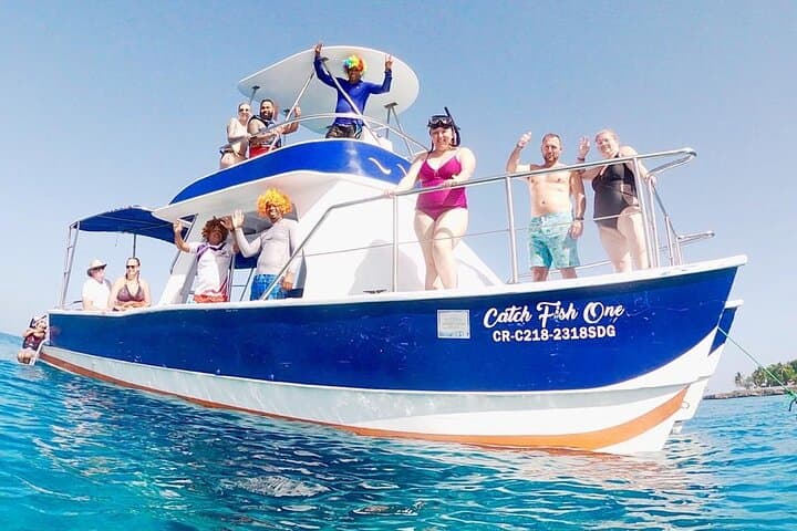 Private VIP Catamaran Party and Snorkel Tour at Sosúa Beach