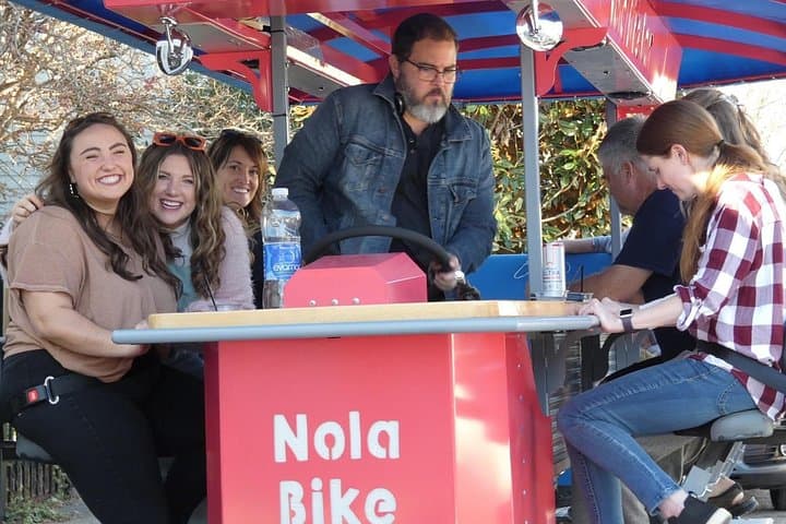 Irish Channel Bike Bar Tour — Murals, History & New Orleans Bar Crawl photo 2
