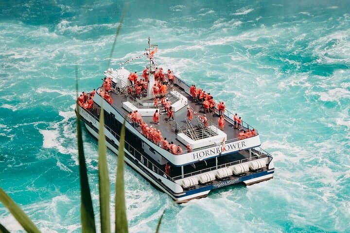 Niagara Falls Maid of the Mist & Cave of the Winds: Up-Close Waterfall Adventure photo 3