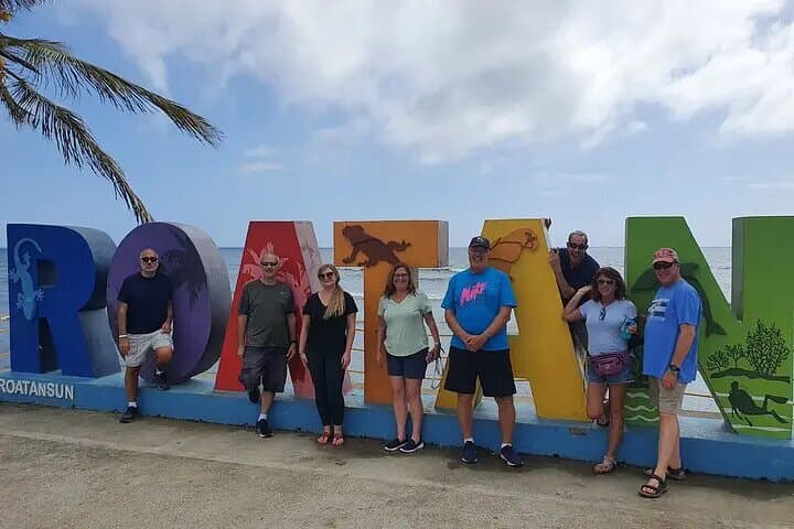 Best of Roatan: West Bay Beach Club Access & Shore Excursion photo 3