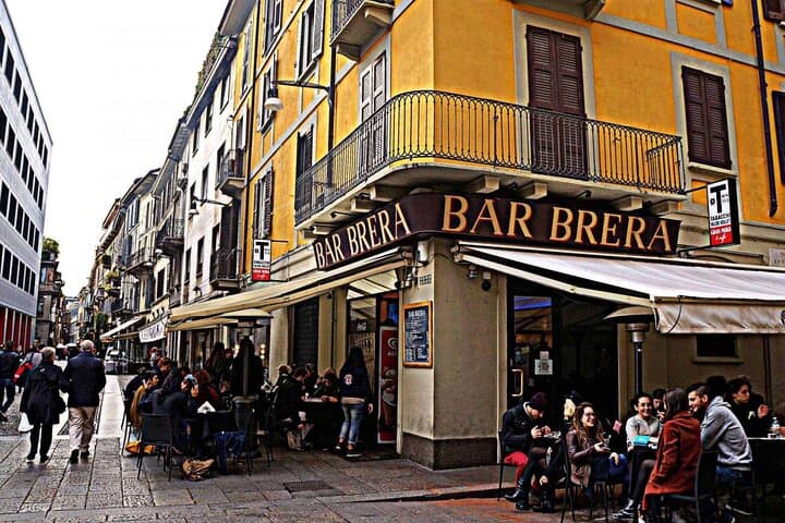Milan Private Tour: Highlights and Hidden Gems (3-hour Walking Experience) photo 3