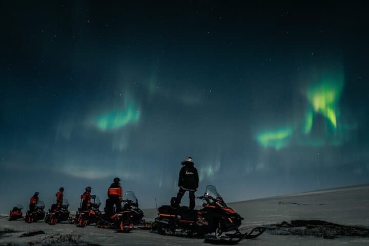 Snowmobile Northern Lights Tour — Alta & Finnmarksvidda Arctic Night Ride photo 2