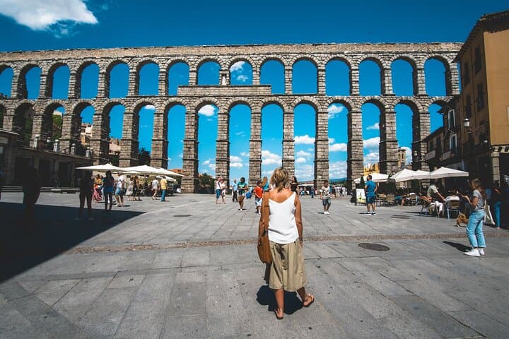 Private Half‑Day Segovia Tour from Madrid — Alcázar & Roman Aqueduct photo 1