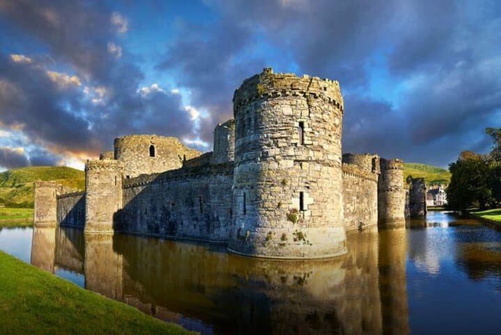 Scenic Anglesey Shore Excursion: Castles, Neolithic Tombs & Coastal Cliffs photo 2