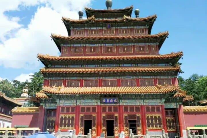 Beijing to Chengde Day Trip: Old Summer Resort by Bullet Train