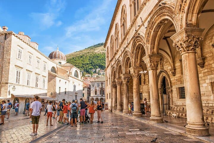 Full-Day Dubrovnik Tour from Omiš — Walls, Lovrijenac & Stradun photo 5