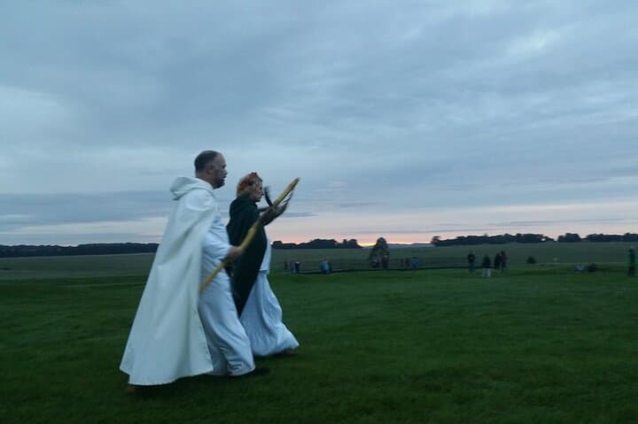 Half-Day Stonehenge Tour from Southampton — Guided Visit to the Prehistoric Circle photo 4