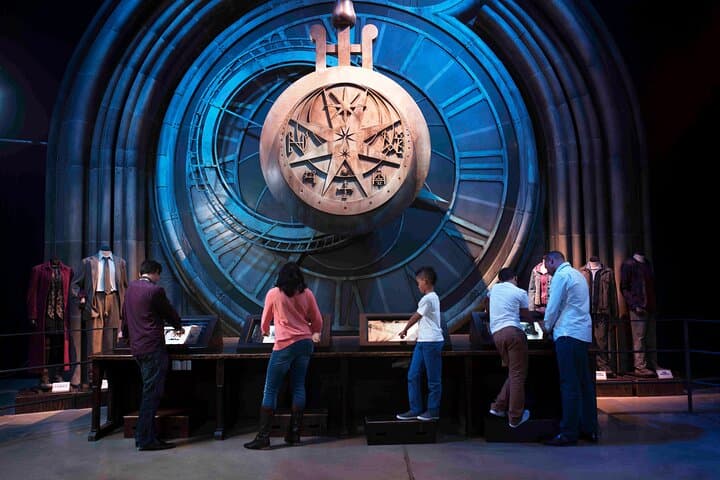 Warner Bros. Studio Tour & Oxford Day Trip from London — Making of Harry Potter Experience photo 6