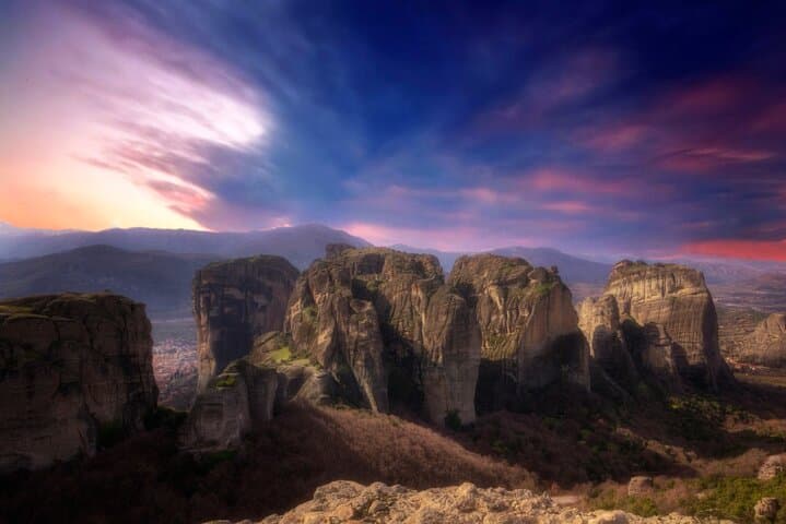 Meteora Private Sunset Tour: Monasteries & Panoramic Views at Dusk