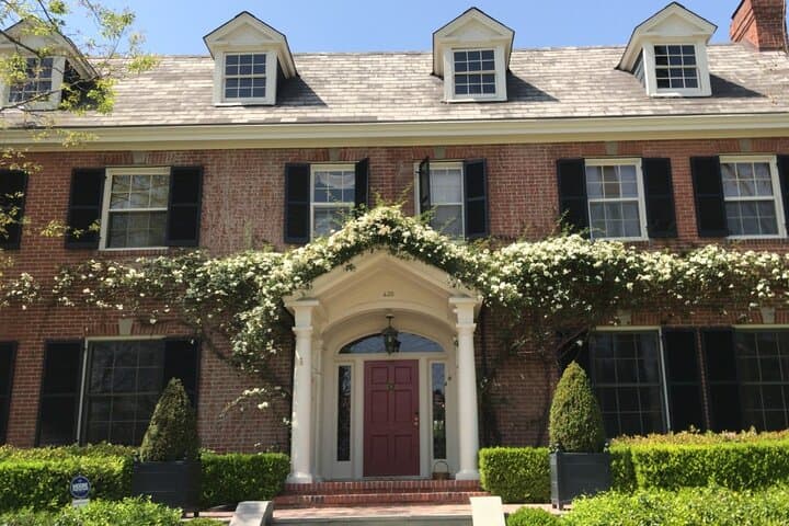 Los Angeles Historic Districts Private Walking Tour — Half-Day Guide photo 4