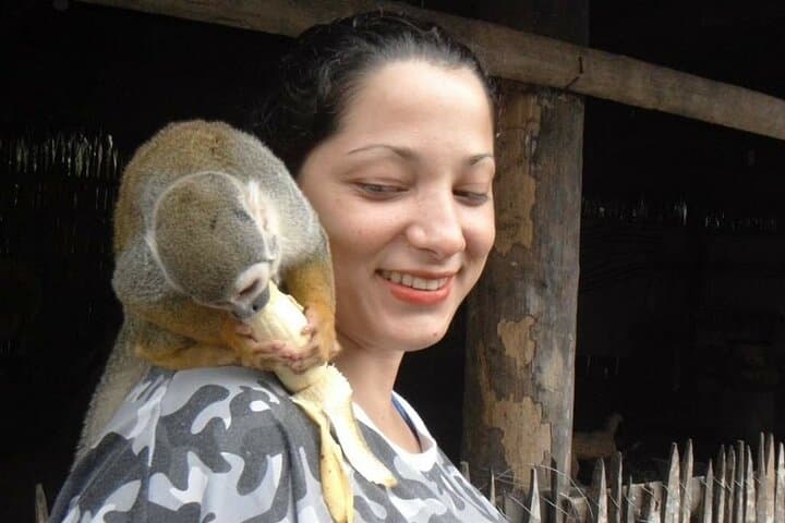 One-Day Puyo Jungle Tour: Canoes, Waterfalls & Giant Paiche in the Ecuadorian Amazon photo 4