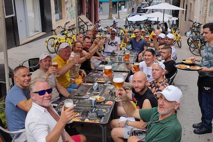 Alicante Tapas Bike Tour: Historic Old Town & Coastal Ride photo 3