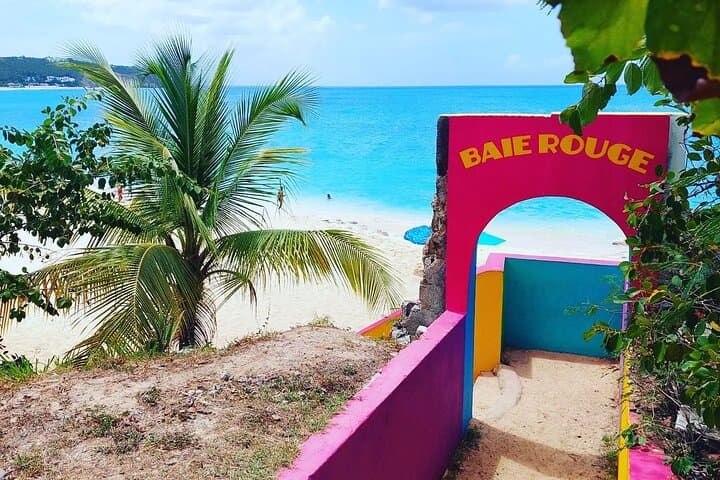 Private Island Tour Sint Maarten: Dutch & French Beaches, Markets & Scenic Stops photo 3