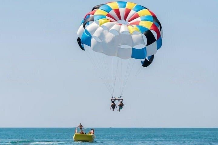 Parasailing in Dubai: Soar Above Palm Jumeirah and the Marina photo 4