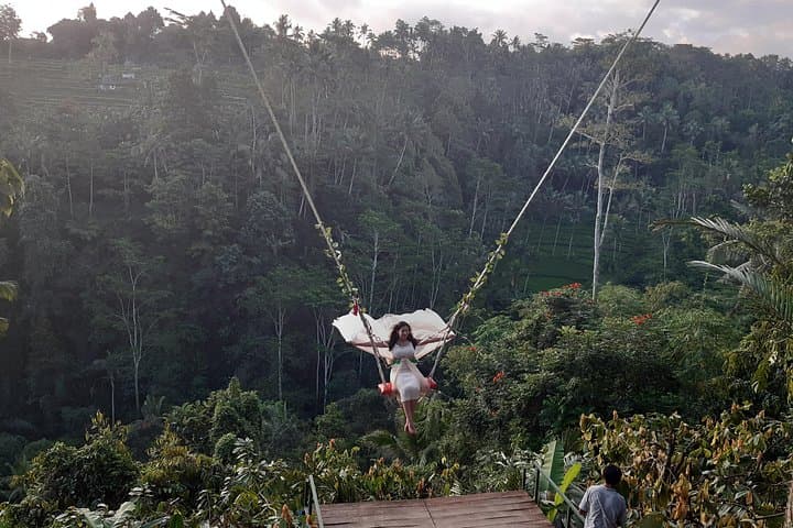 4-Day Private Bali Highlights: Nusa Penida, Ubud & Uluwatu photo 2