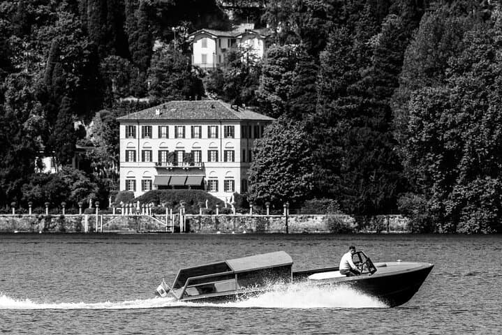 Private Wooden Boat on Lake Como: 4-Hour Bellagio & Varenna Cruise