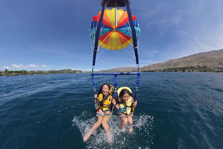 Wanaka Parasailing: Scenic Parasail Flights Over Lake Wanaka photo 2