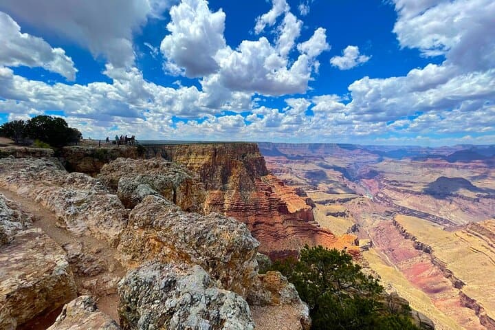 2-Day Grand Circle: Grand Canyon, Antelope & Monument Valley from Las Vegas