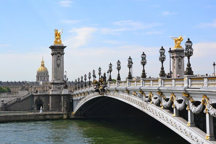 Open-Top Citroën DS Private Tour of Paris: 90-Minute Classic Car Route photo 6