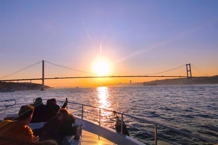 Bosphorus Sunset Dinner Cruise from Istanbul photo 2