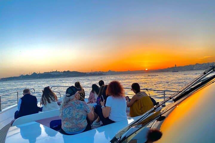Bosphorus Sunset Dinner Cruise from Istanbul photo 3
