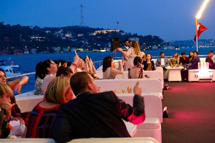 Bosphorus Sunset Dinner Cruise from Istanbul photo 5