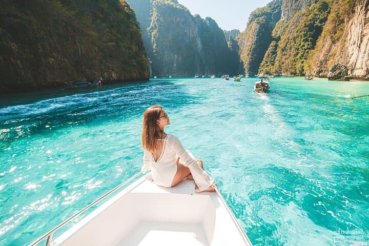 Phi Phi Islands Snorkeling: 7-Stop Speedboat Tour with Lunch from Phuket photo 4