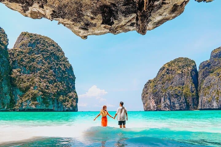 Phi Phi Islands Snorkeling: 7-Stop Speedboat Tour with Lunch from Phuket photo 3
