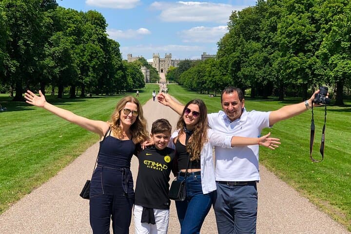 Private Vehicle Day Tour: Windsor & London Highlights