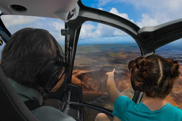 Discover Hilo Helicopter Tour: Aerial Adventure Over Hawaii’s Volcanic Frontier photo 2