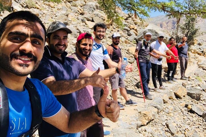 Balcony Walk & Hidden Lake Hike on Jebel Shams — Day Trip from Muscat
