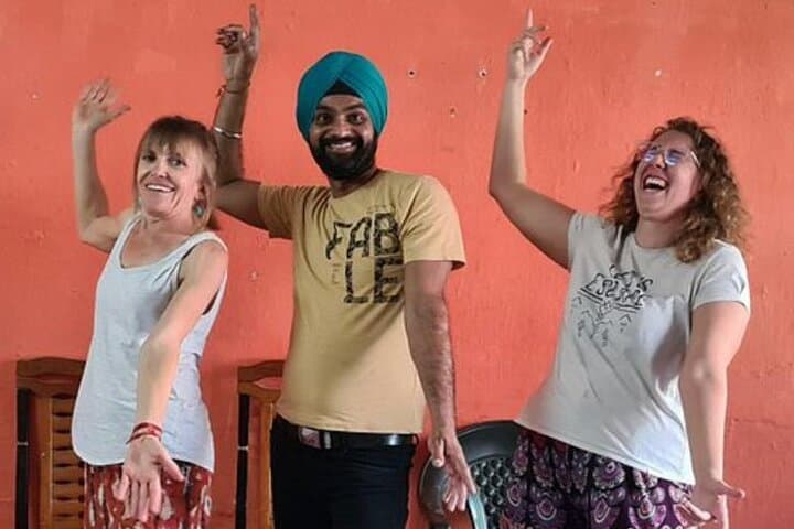 Learn Bollywood Dance in Jaipur: Morning & Evening Classes with Hotel Transfers