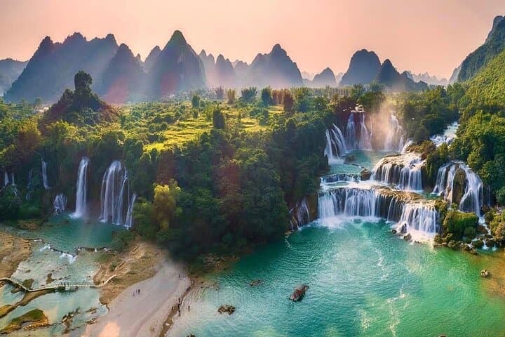 Ban Gioc Waterfall & Cao Bang Geopark: 2-Day Motorbike Loop from Hanoi