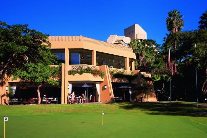 Play Gary Player Course at Sun City: Private Full-Day Golf Tour photo 3