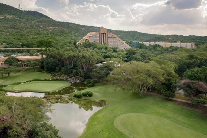 Play Gary Player Course at Sun City: Private Full-Day Golf Tour